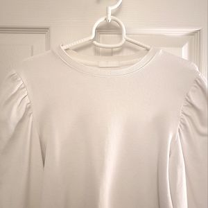 🤍White puff shoulder sweatshirt🤍